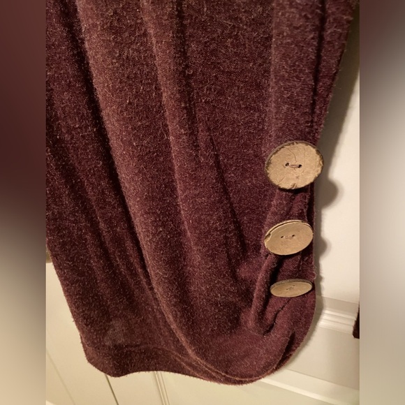 Twenty Second maroon long sleeve light sweater Top Sz M - Picture 3 of 5